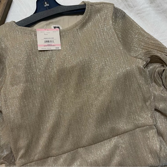 Anne Klein gold maxi dress. - Picture 10 of 13